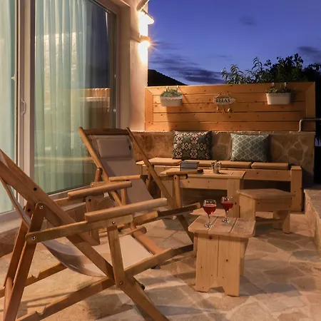 Ekati Mare 4* Kavos